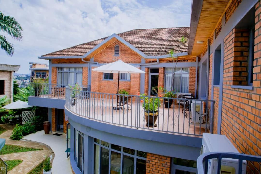 One Click Hotel Kigali Exterior photo